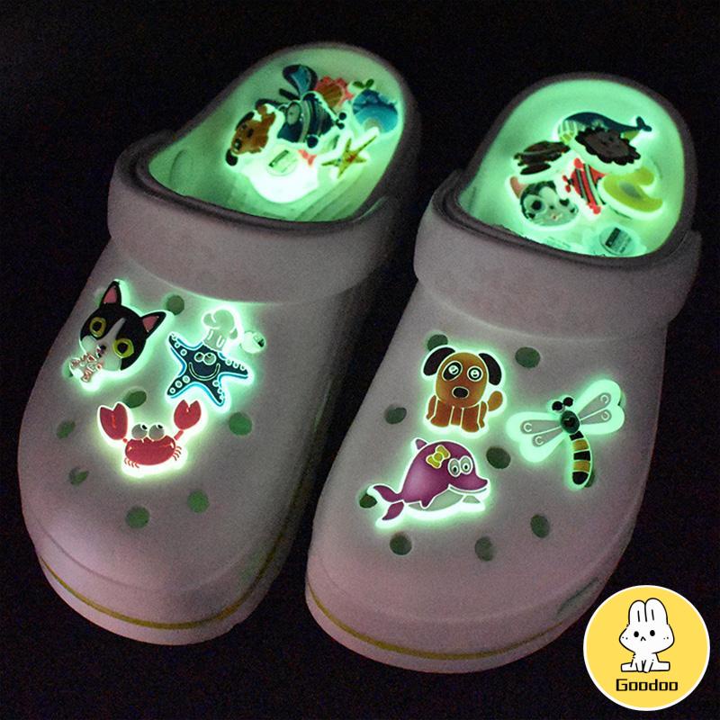 1pcs Shoe Charms Sepatu Desain Kartun Lucu Anime Marvel Lotso StellaLou Crocs Pin Jibbitz Dapat Dilepas Untuk Shoes Buckle  Dekorasi Accessories-Doo