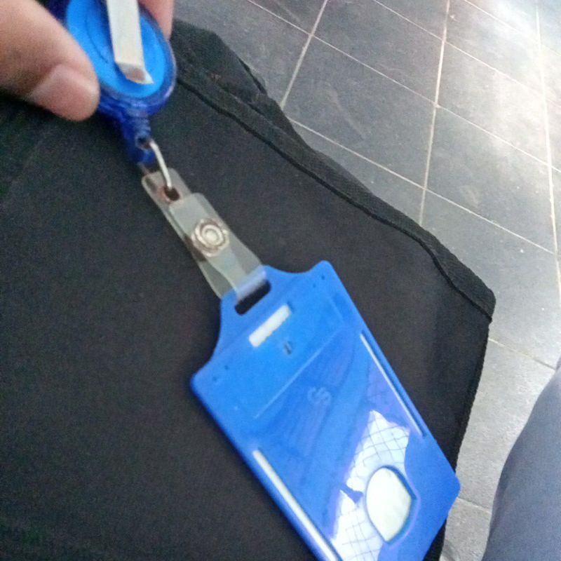 

name tag anak sekolah dan guru