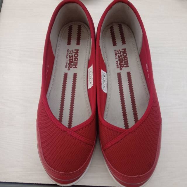 SEPATU WANITA NORTH STAR BATA