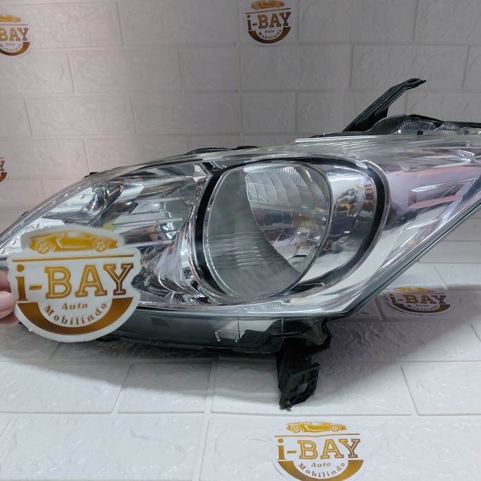 {BEKAS} headlamp Honda freed Crome Limited
