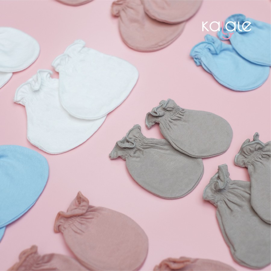 MITTENS &amp; BOOTIES FOR NEWBORN (SARUNG TANGAN &amp; KAOS KAKI BAYI) KALALE