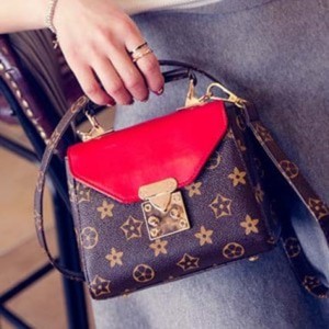 tf1328 tas korea selempang best quality leather motifLV (coklat merah)