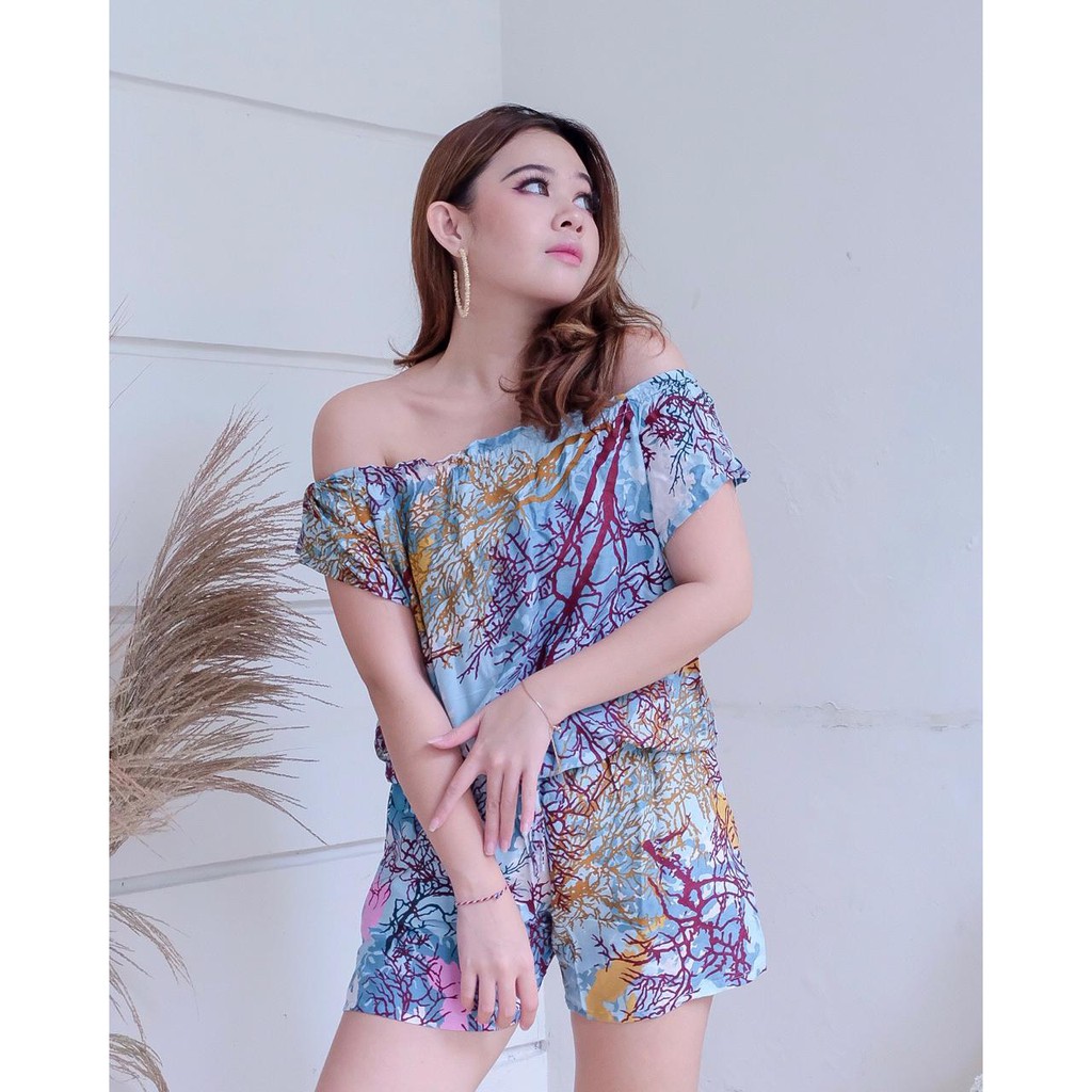 Jumpsuit Bali Pendek Sabrina Akar