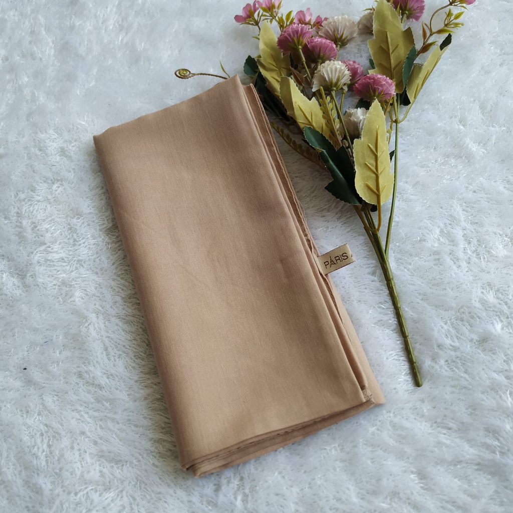 PARIS PREMIUM PARIS AMOUR HIJAB SEGI EMPAT-soft milo