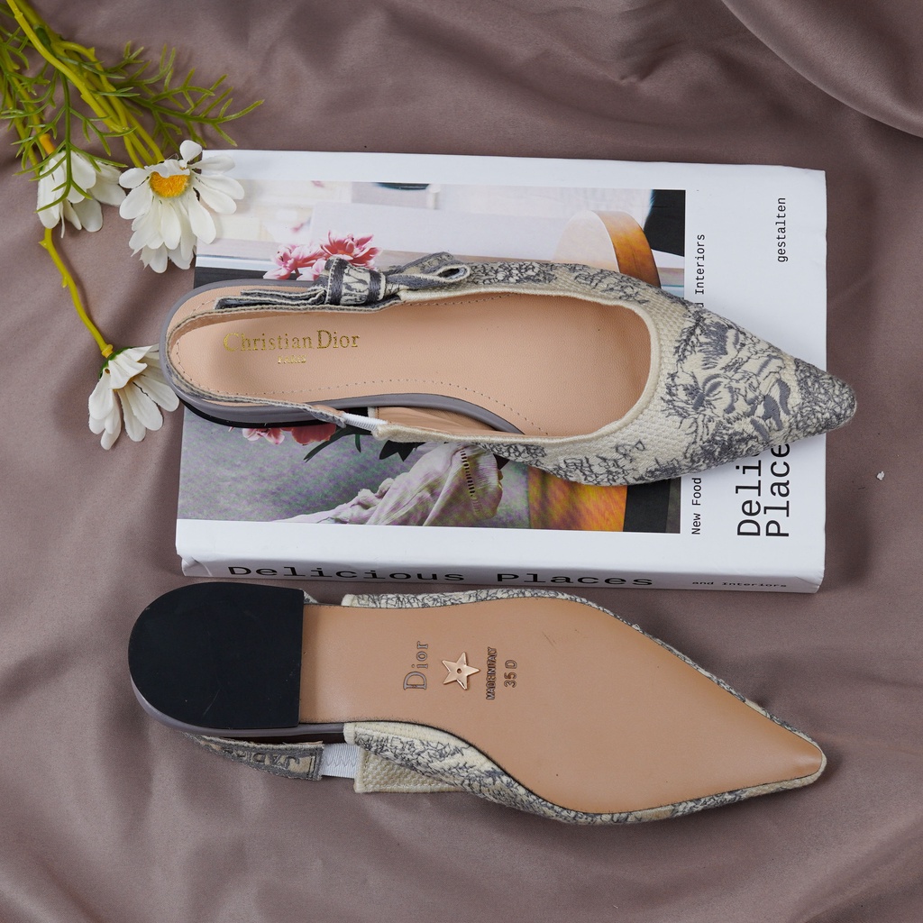 Sepatu DR 113 Flat / Sandal Wanita Bermotif Ada Tali Belakang Model Terbaru Kualitas Premium DR 113 - Dshoes Flat 1,5cm