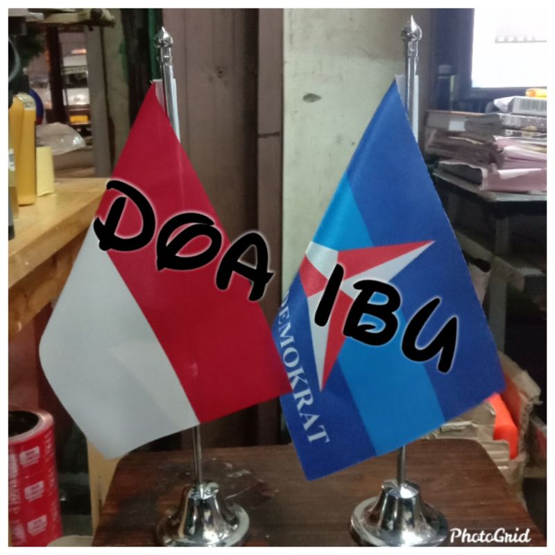 

best seller 1paket bendera INDONESIA+bendera partai DEMOKRAT+tiang stenlis meja