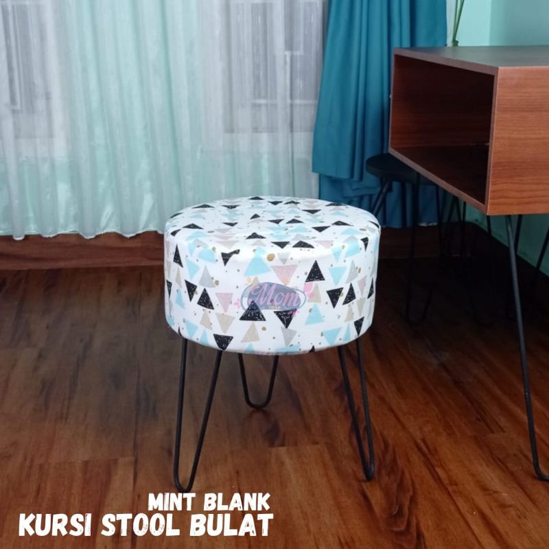 sofa stool bulat ruang tamu teras