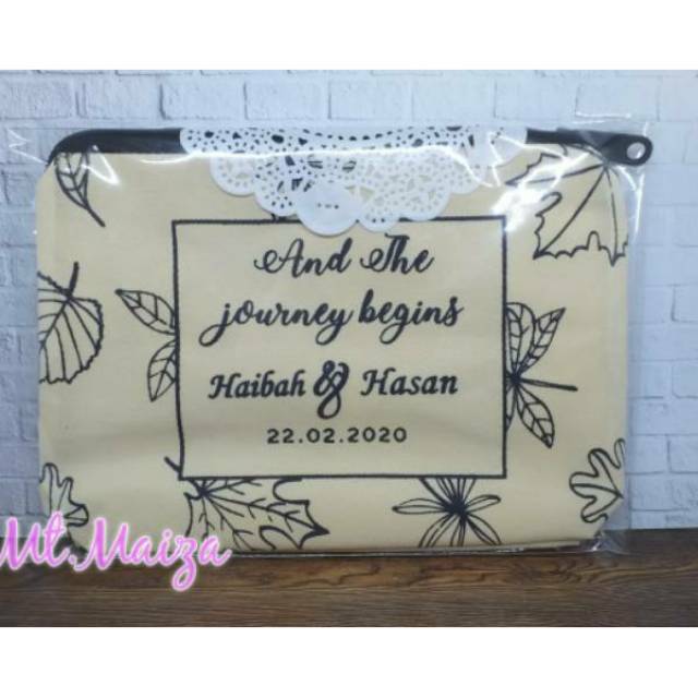Souvenir pouch, souvenir murah, pouch murah,pouch spunbond,souvenir, souvenir murah dompet