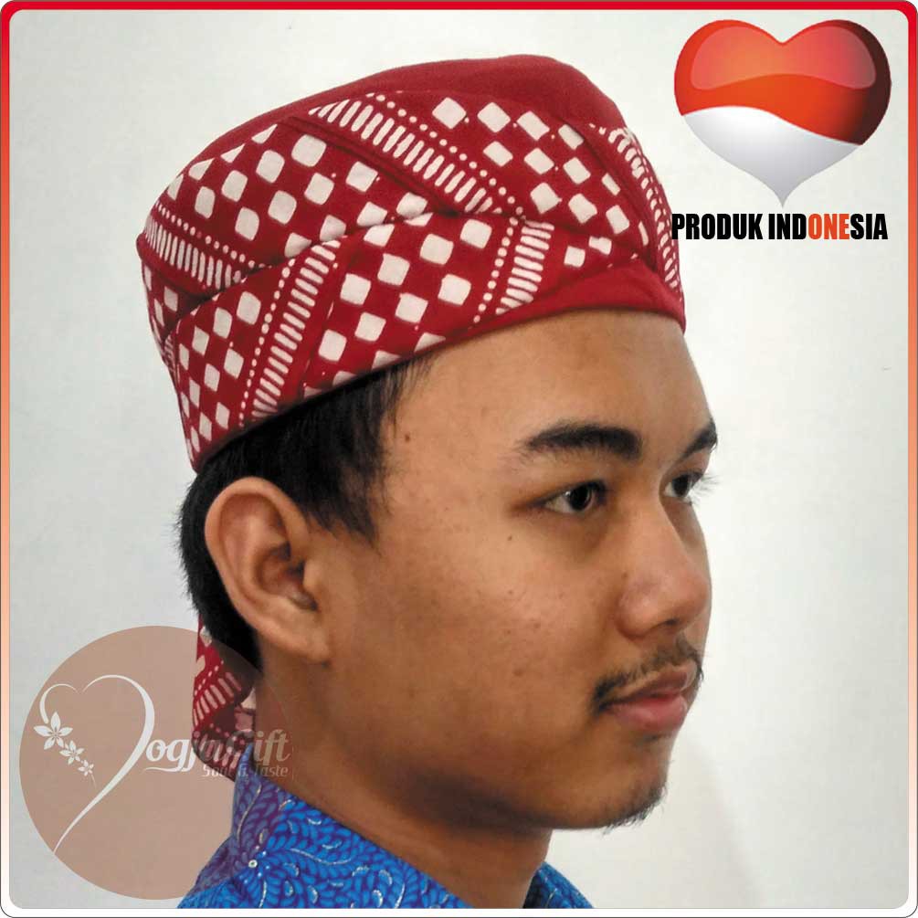 Peci Batik Jogokariyan Motif Poleng Merah Putih