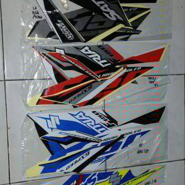 Striping/lis body satria fu