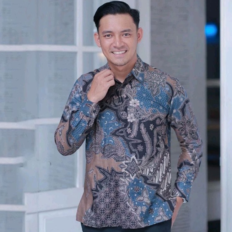 TUNGGAL NAVI Kemeja Batik Pria Slim Fit Lengan Panjang Modern Casual Modis Soloan Batik Pria Kantor Halus