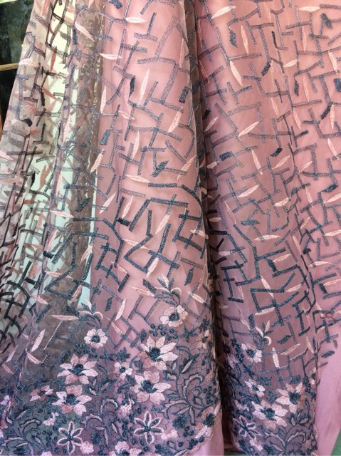 Kain tile bordir abstrak/kain kebaya