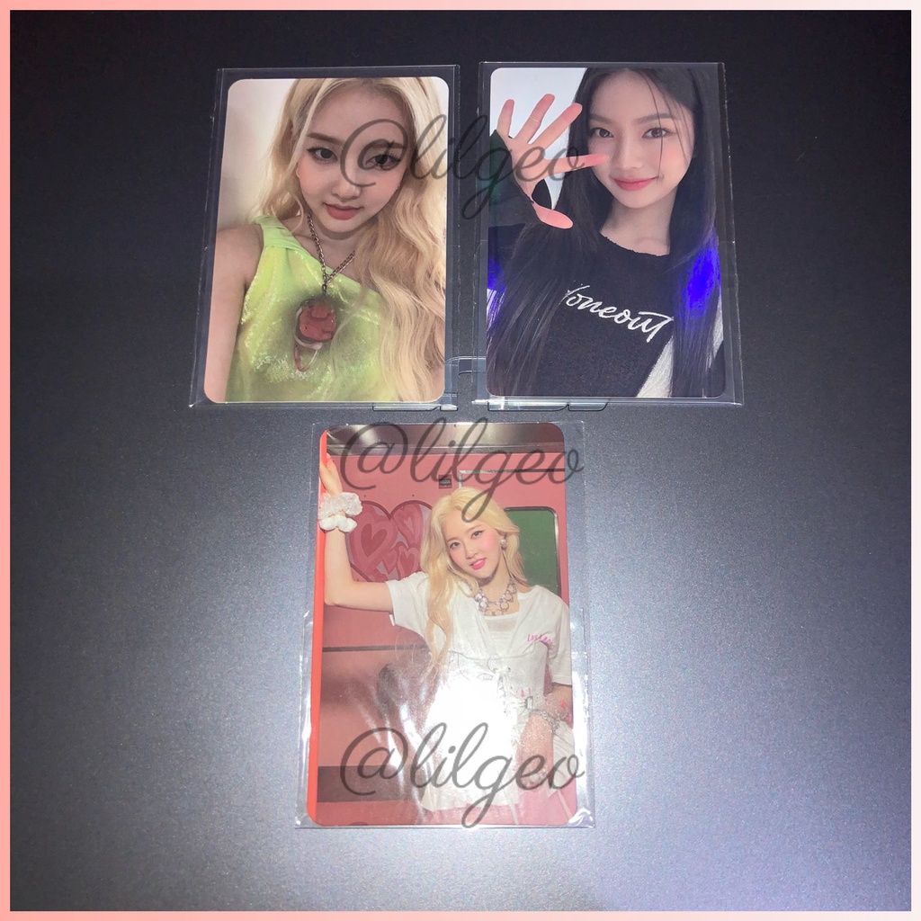 [READYSTOCK] STAYC (SIEUN , ISA) - PHOTOCARD YOUNG LUV (Weverse benefit)