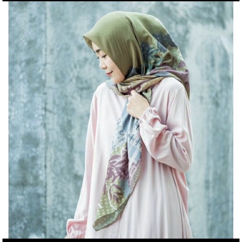 Ria Miranda Odion scarf Maslaha Lemongrass PL