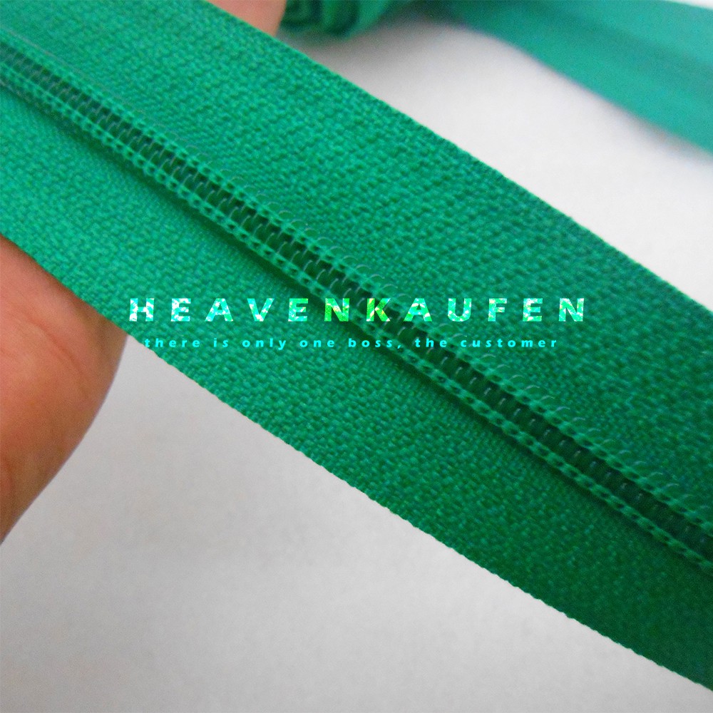 Resleting Zipper YKK Warna Hijau Meteran No 5