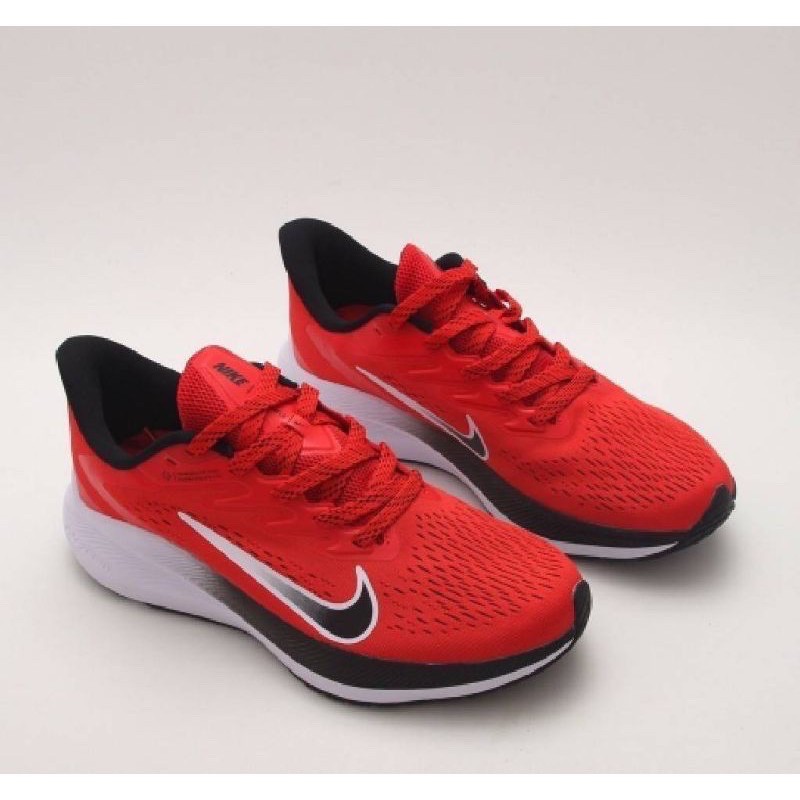 nike men's zoom winflo 7 running shoes