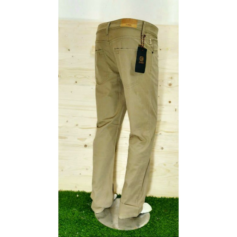 celana jeans Emba