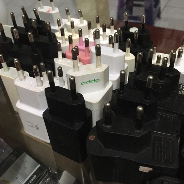 Adaptor Charger Tidak Ori Berbagai Merk Oppo Samsung Advan Cross dll