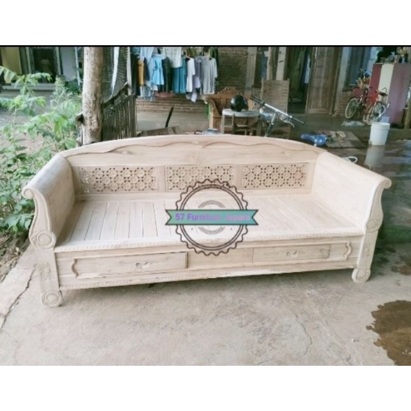 Bangku Santai Jati - Kursi Teras Panjang Ukir - Daybed Bale Bale Mentahan