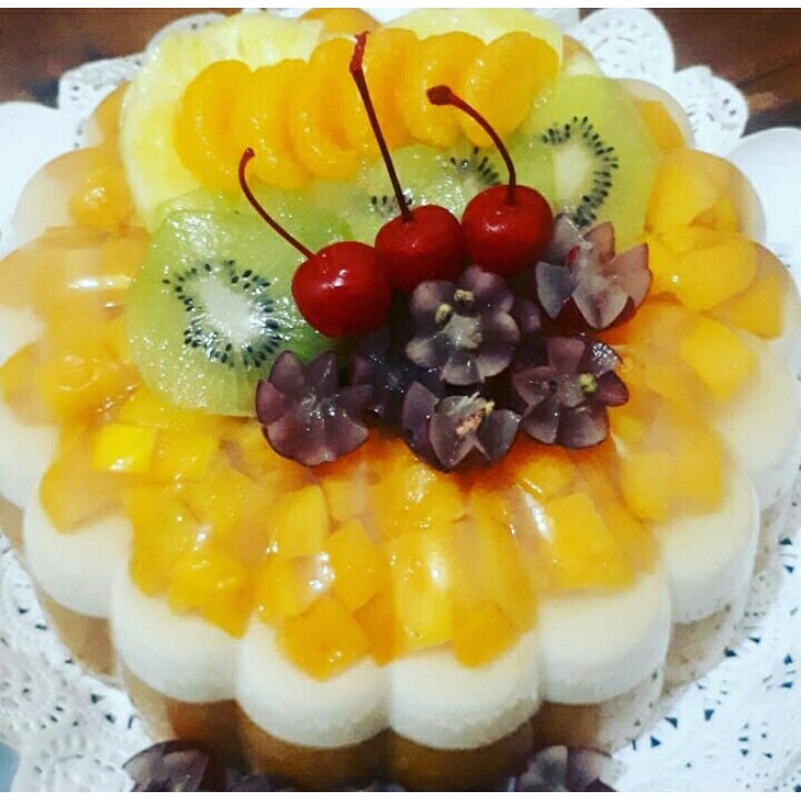 

PUDING CREAM MANGGO TOPING BUAH 25CM