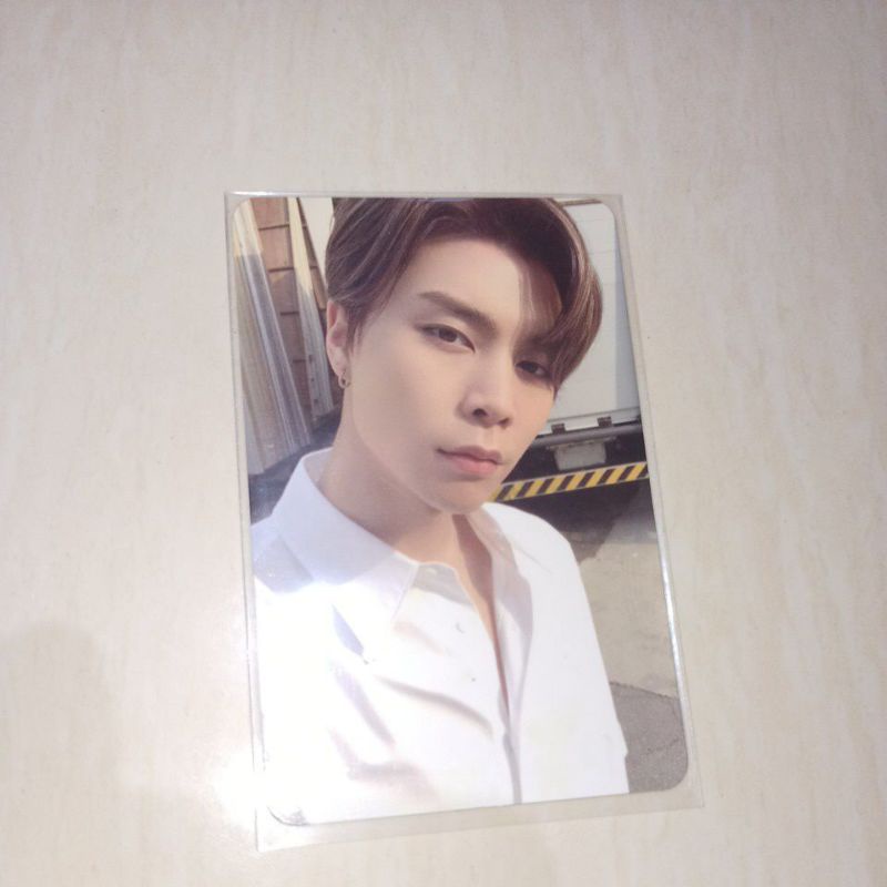 johnny 1st player kihno (booked)