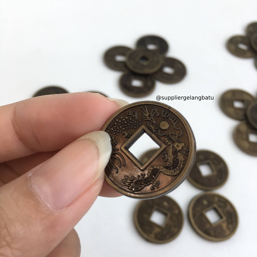 Aksesoris Koin Kuno China resin coin silver gold ekslusif 2,5cm grosir