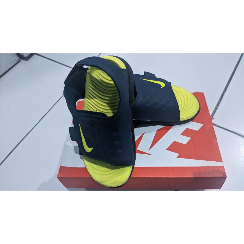 Sepatu sandal Nike Original