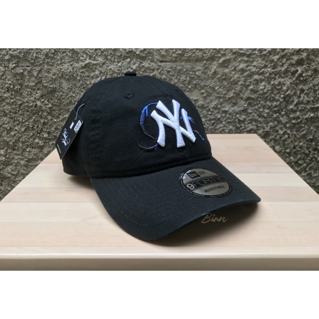 Topi BTS Black Swan x New Era 9Forty Unstructured New York Yankees Black Cap