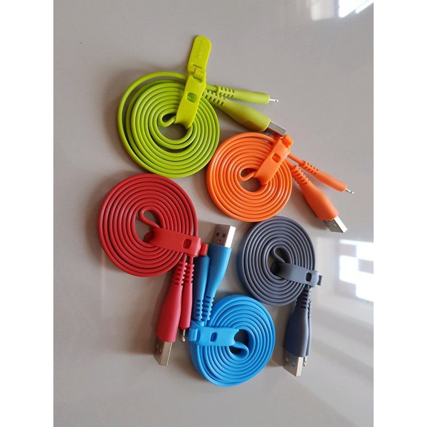 Kabel Charger Vivan Iphone 5 - USB Warna 1 Meter - Gepeng CSL100 / CSL100S Toples