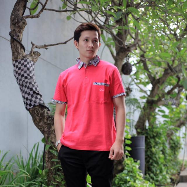 Loyal Kaos Polo Batik Pink Modern Pria M L XL XXL