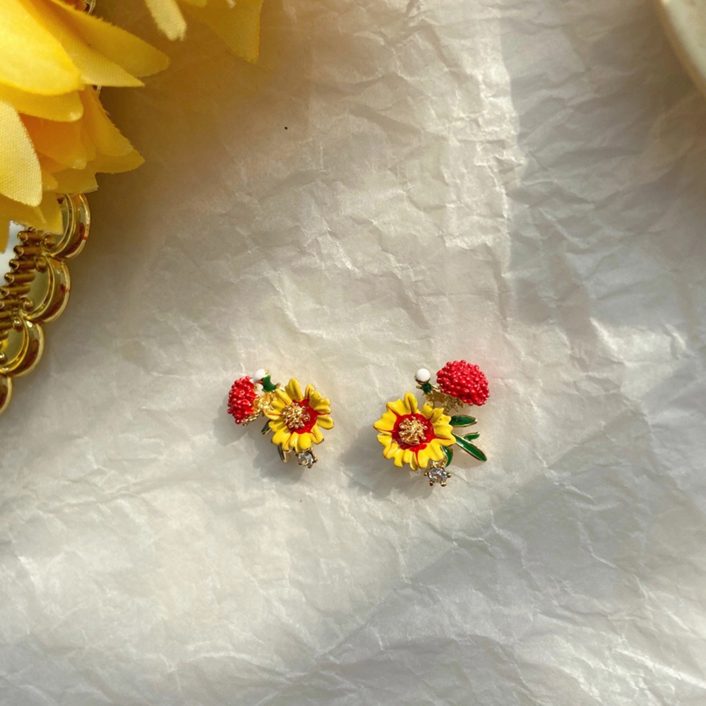 Anting Enamel Bentuk Bunga Daisy Gaya retro Untuk Wanita