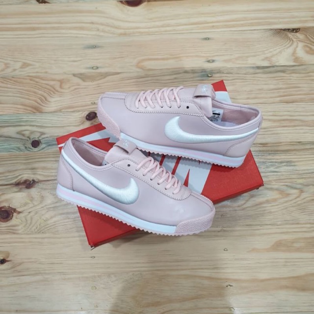 Nike SL 72 pink white