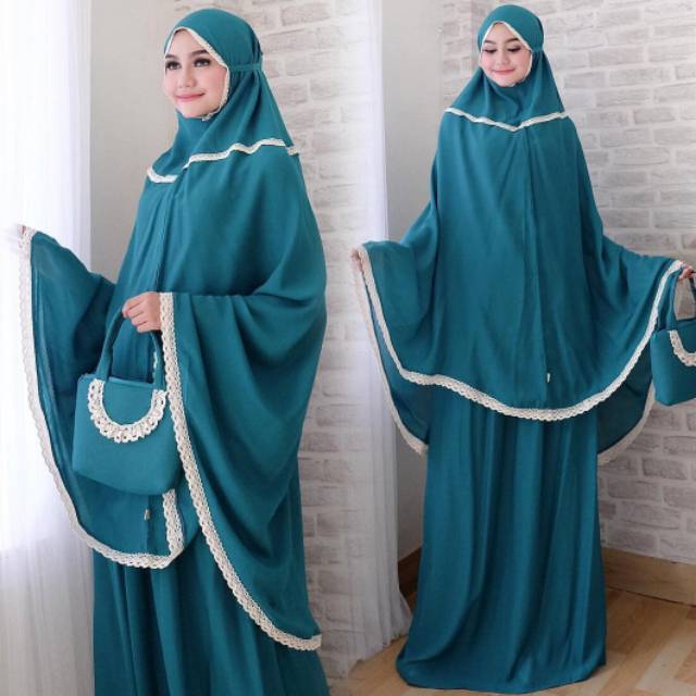 Plain Mukena Comfortable Hijab