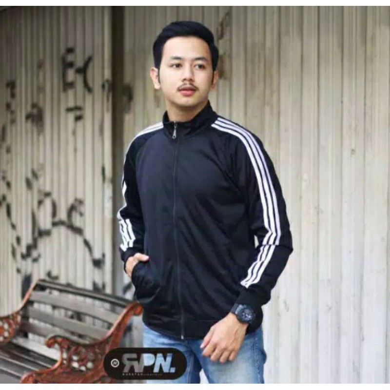 JAKET BAHAN DIODORA BAHAN IMPOR