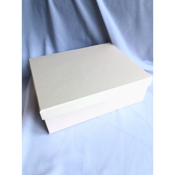 

hardbox size 22x17x7