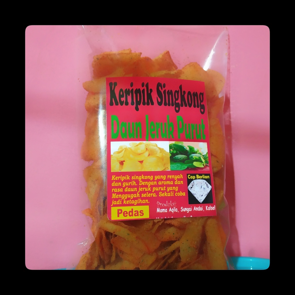 

Snack Cemilan Keripik Singkong (Rasa Pedas Biasa) + Daun Jeruk Purut Snack Banjarmasin