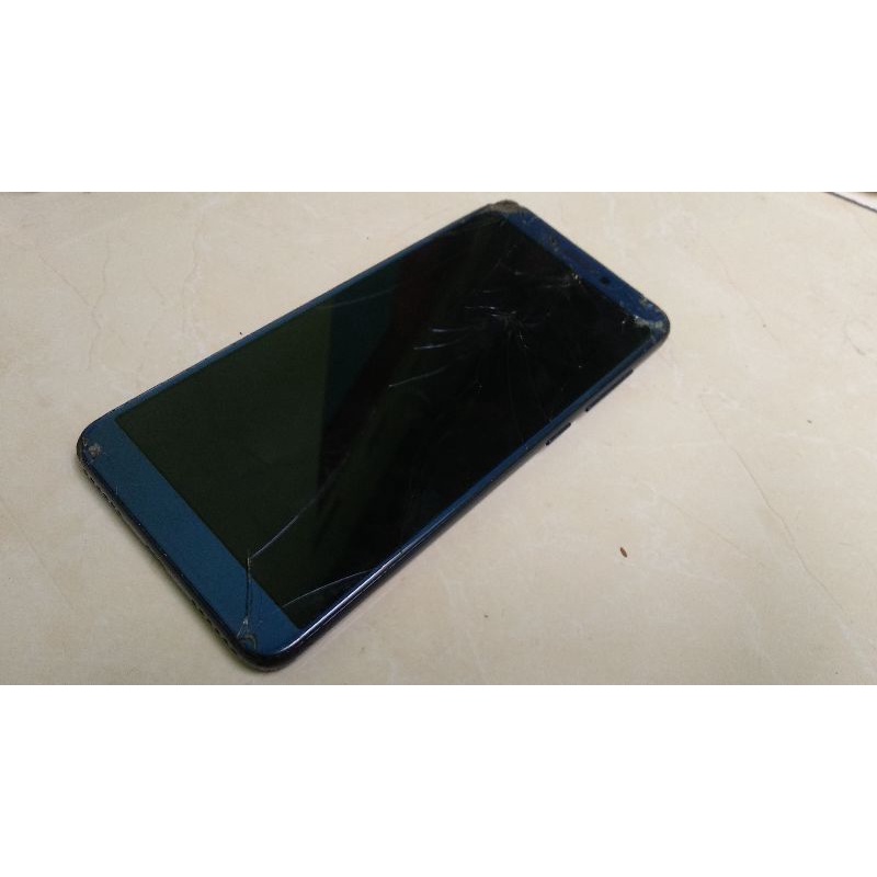 Lenovo K5 Type k350t 4G    Ram 3 GB Rom 32 GB original segel bahan minus