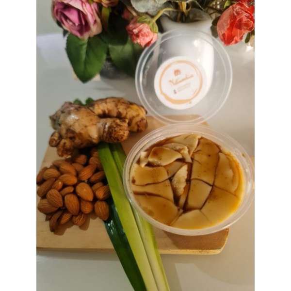 

Kembang Tahu Almond (Fresh Almond Beandcurd)