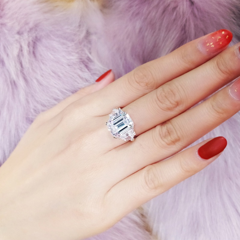 [Ready Stock]Women's Ins Fashion Personality Retro Diamond Ring