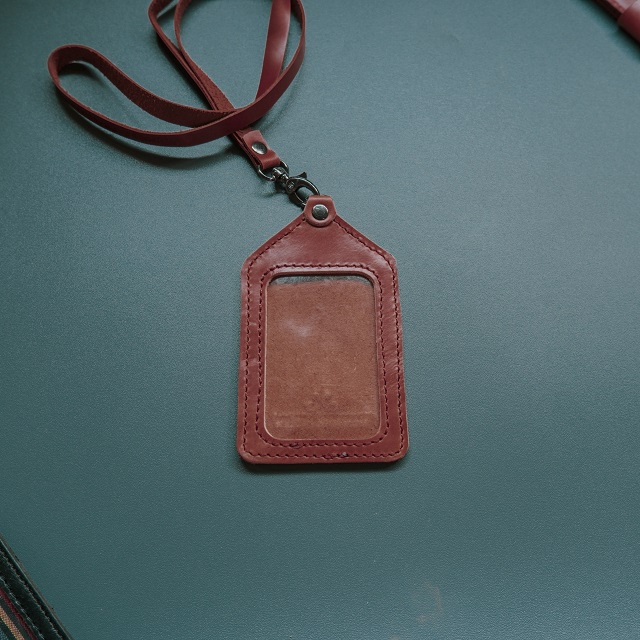 

nametag lanyard kulit sapi asli produk exeleather