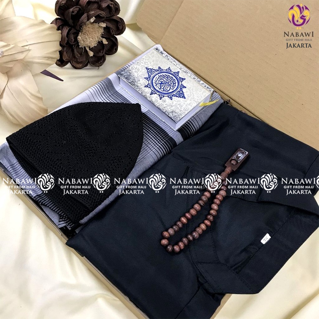 Hampers Cowok Sholeh Sarung & Baju Koko Kado Cowok Kado Ulang Tahun Wisuda Anniversary