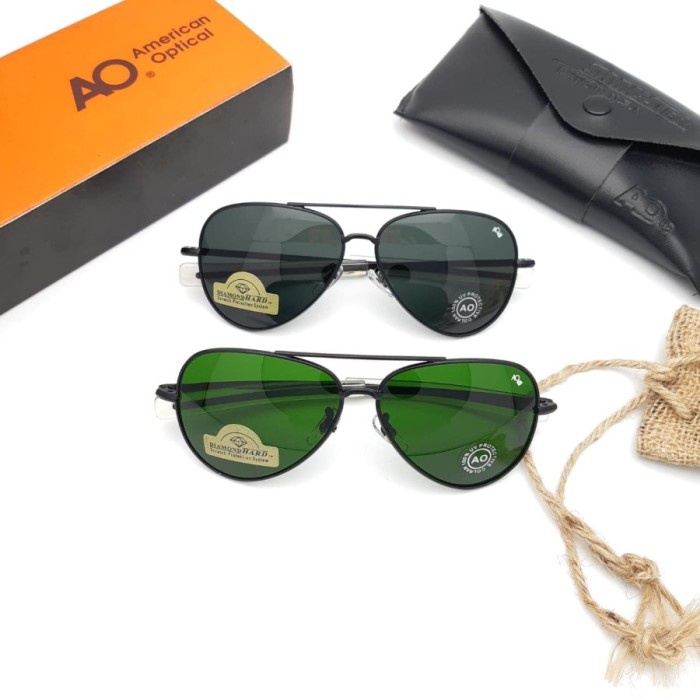 Kacamata/Sunglasses Pria American Optical AO Polarized Master Aviator