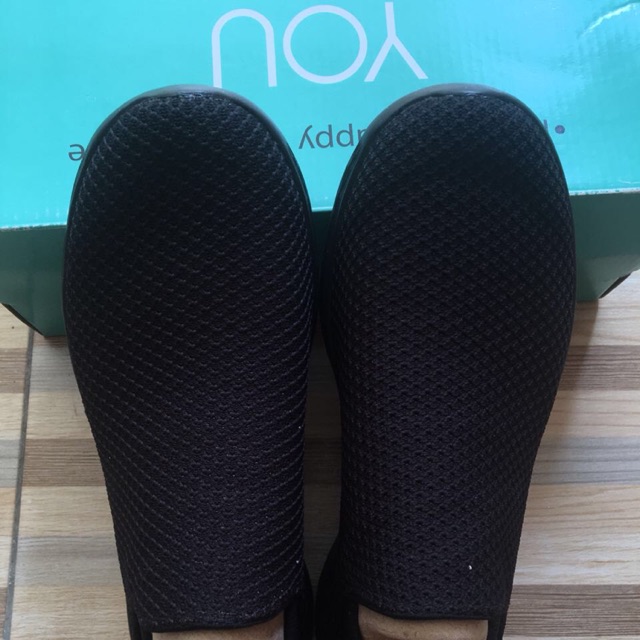 Sepatu Skechers Goga Max