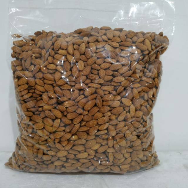 

ALMOND WHOLE NATURAL 5 KG