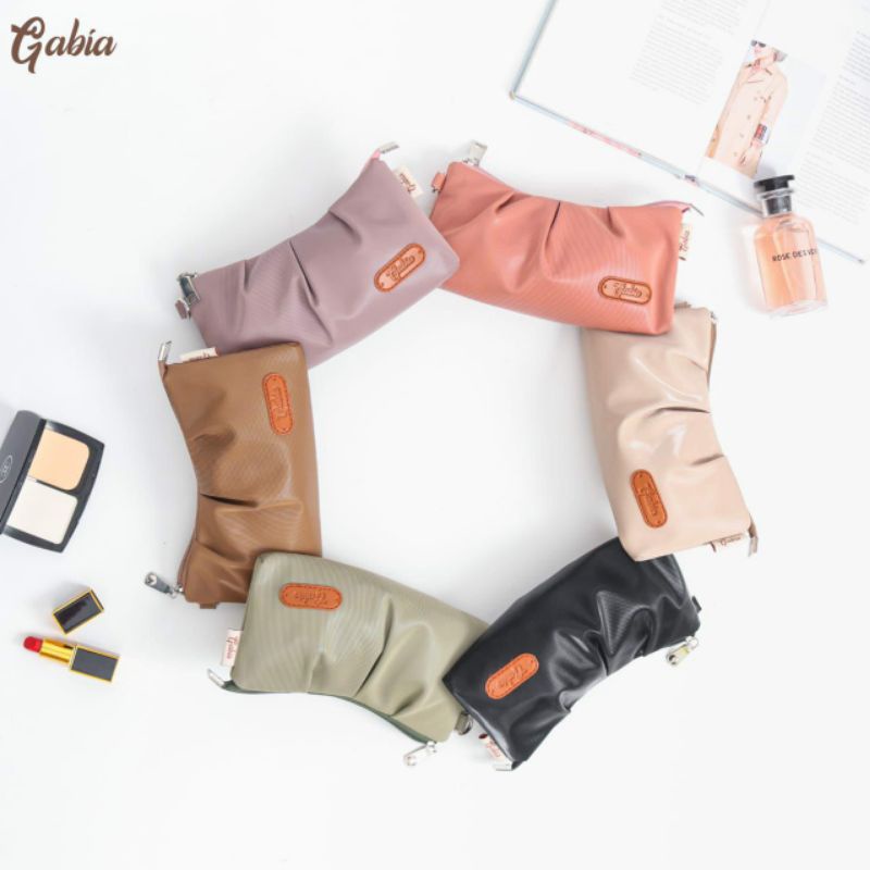 LUBY POUCH BY GABIA