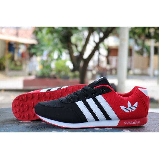 Sepatu Adidas V Racer Import Merah, Sepatu Pria Sepatu Kets dengan Harga Promo Murah
