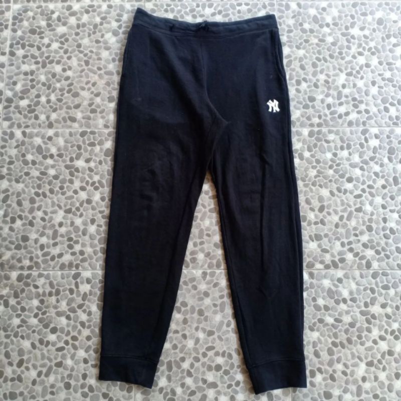 CELANA NY JOGGER SWEATPANTS SECOND THRIFT NEW YORK