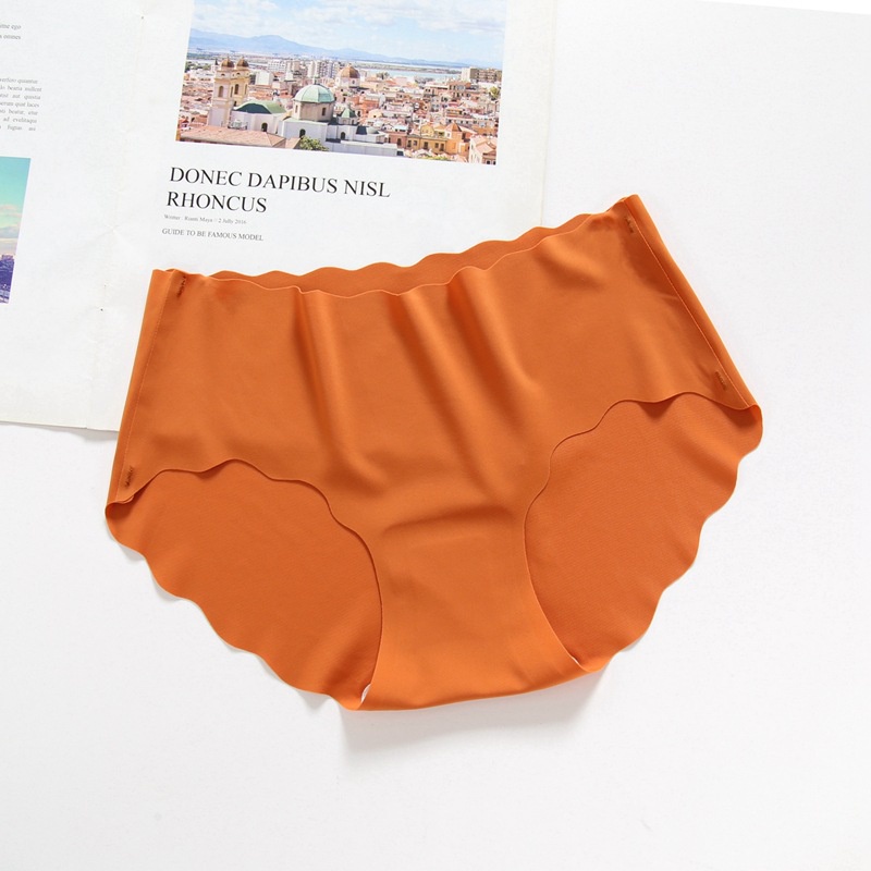 Brasay Celana Dalam Wanita Seamless Anti Bakteri Underwear Wanita Seamless 2025