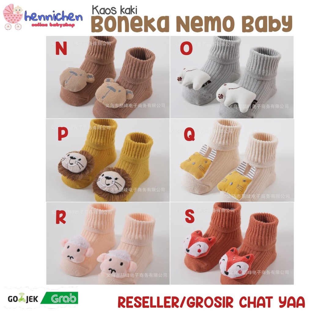 KAOS KAKI RAJUT DENGAN RATTLE BONEKA TEBAL HANGAT 0 - 1 Tahun dengan anti slip