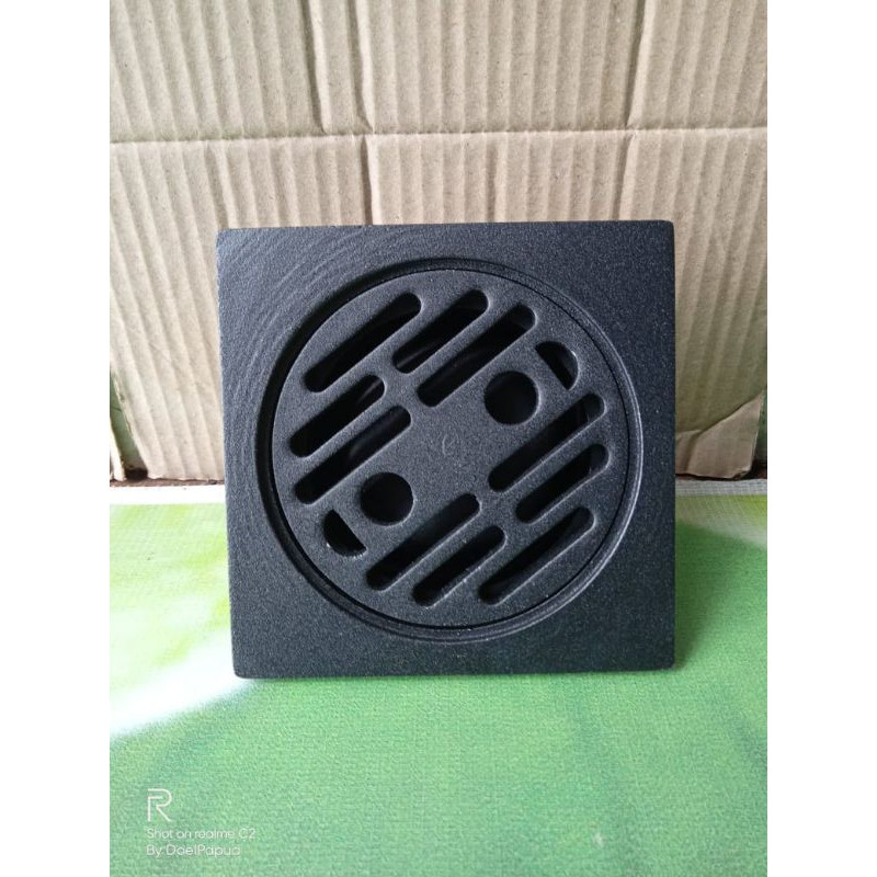 Floor drain hitam / saringan air kamar mandi